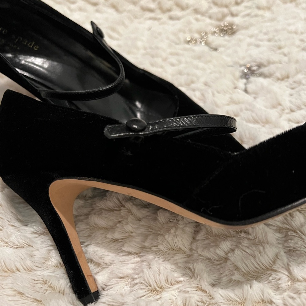 Kate Spade black velvet 4” heels great for the holidays!!